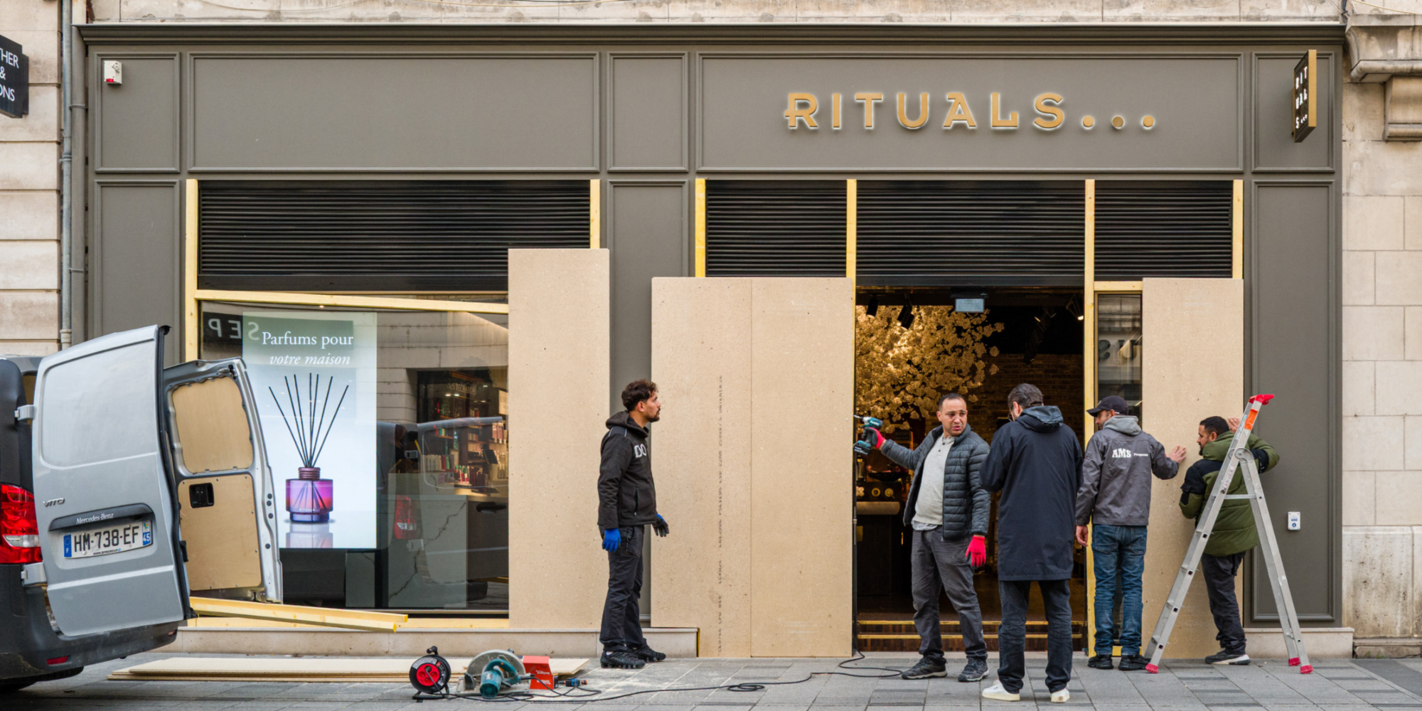 «On risque des débordements» : à Orléans, les commerçants se préparent au pire avant le congrès du RN que la gauche et l’extrême gauche menacent de perturber