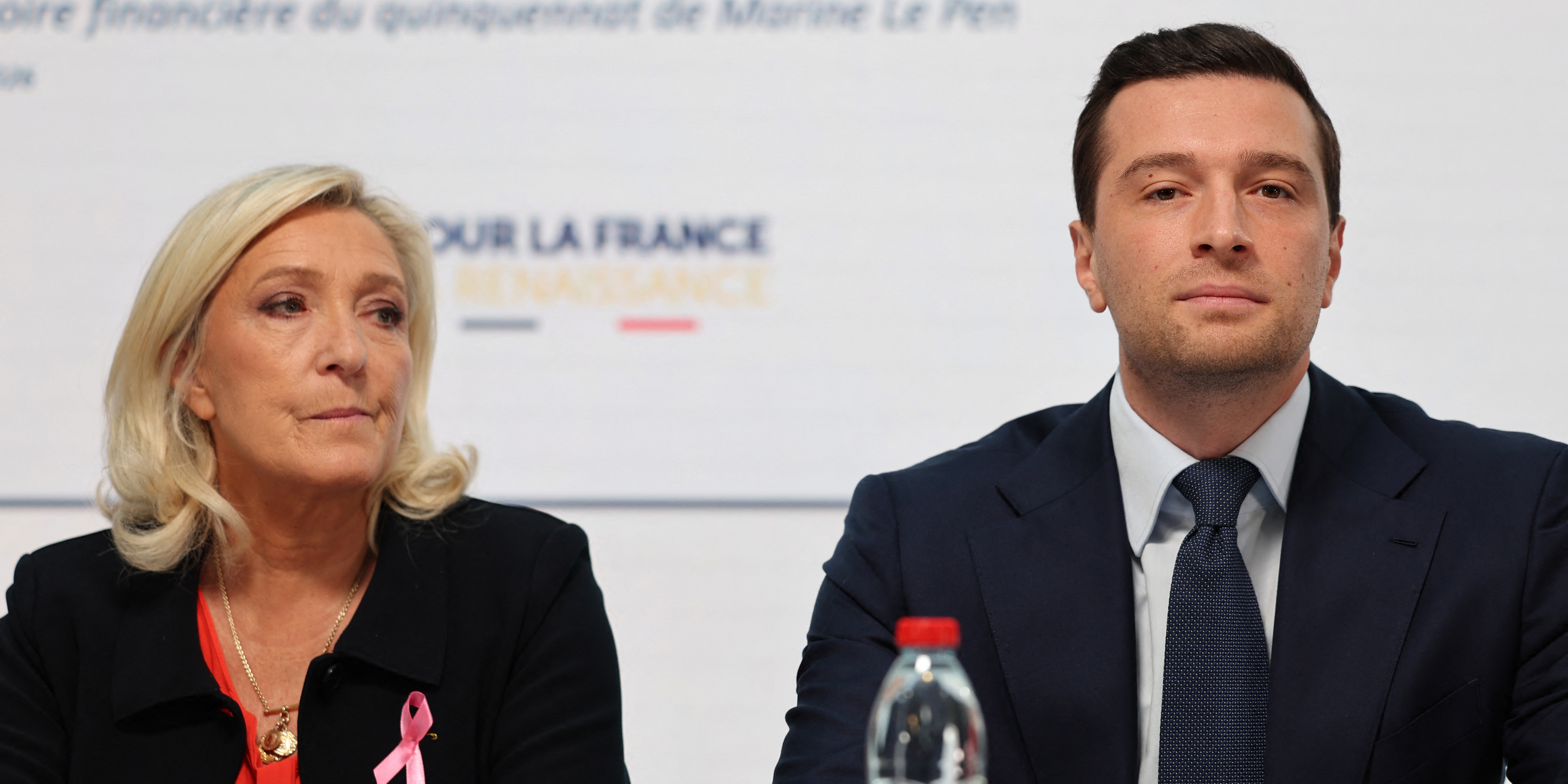 Face aux menaces de la gauche et de l'extrême gauche, comment le RN aborde-t-il son congrès à Orléans ?