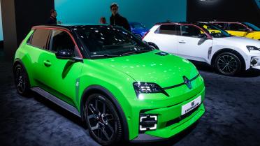 Trois mois après son lancement, la nouvelle R5 de Renault séduit les automobilistes