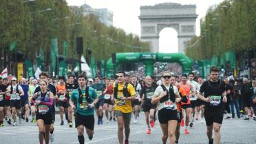 Plus de 54.000 personnes vont s'élancer dans les rues de Paris ce dimanche pour le Schneider Electric Marathon de Paris. 