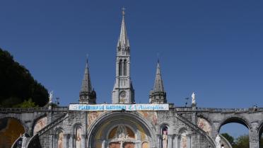 Assomption : à Lourdes; les pèlerins affluent pour les célébrations religieuses