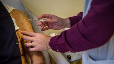 Les députés ont adopté un texte qui ouvre la voie à une possible obligation vaccinale contre la grippe en Ehpad.