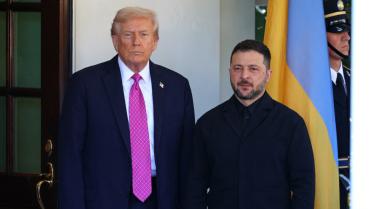 Le président ukrainien Volodymyr Zelensky envisage de discuter "dans les prochains jours" avec son homologue américain Donald Trump.