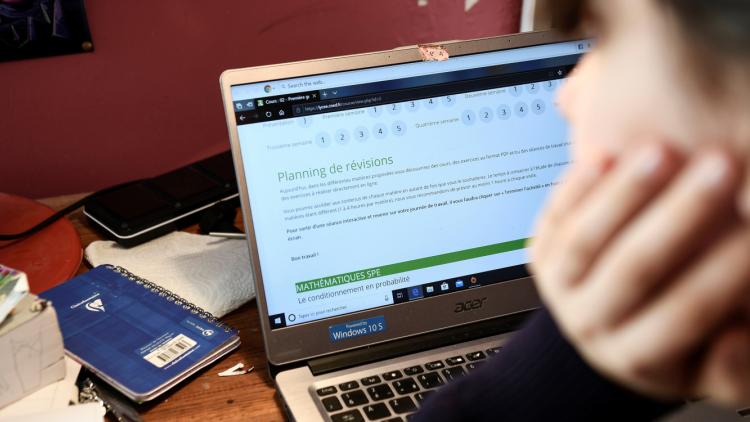 Université examens coronavirus