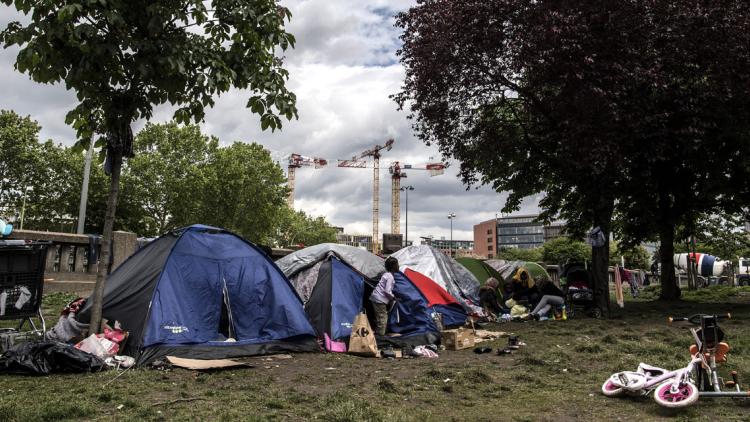 migrants, Paris, Aubervilliers crédit : CHRISTOPHE ARCHAMBAULT / AFP - 1280