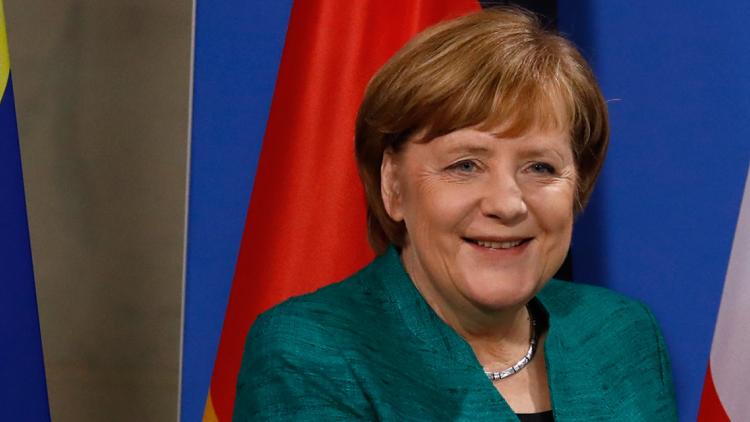 merkel sourire