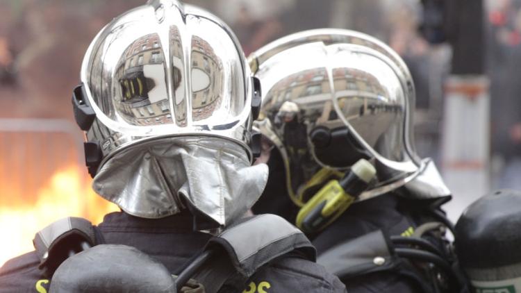 Les pompiers "finalisaient l'extinction du sinistre" lorsqu'ils ont retrouvé les corps sans vie de quatre personnes.