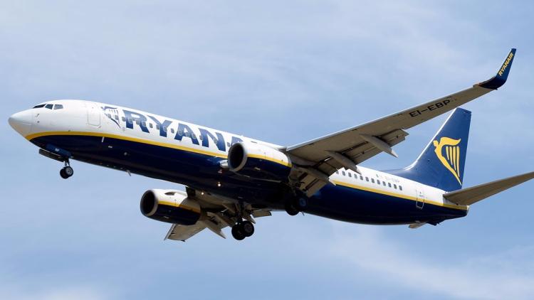 Depuis la fin de l'année dernière, Ryanair a entamé des négociations avec des syndicats dans plusieurs pays pour les reconnaître formellement au cas par cas.