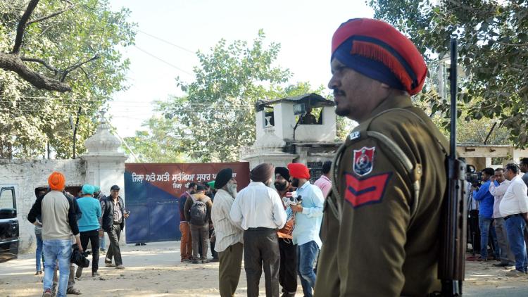 police inde, policier indien crédit : STR / AFP - 1280
