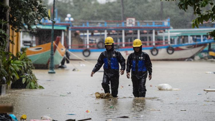Vietnam Hoi An, typhon Damrey crédit : ANTHONY WALLACE / AFP - 1280
