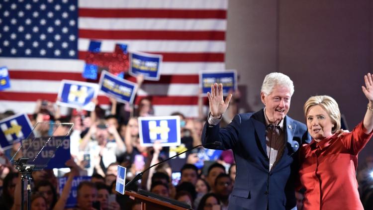Hilary et Bill Clinton, 1280x640