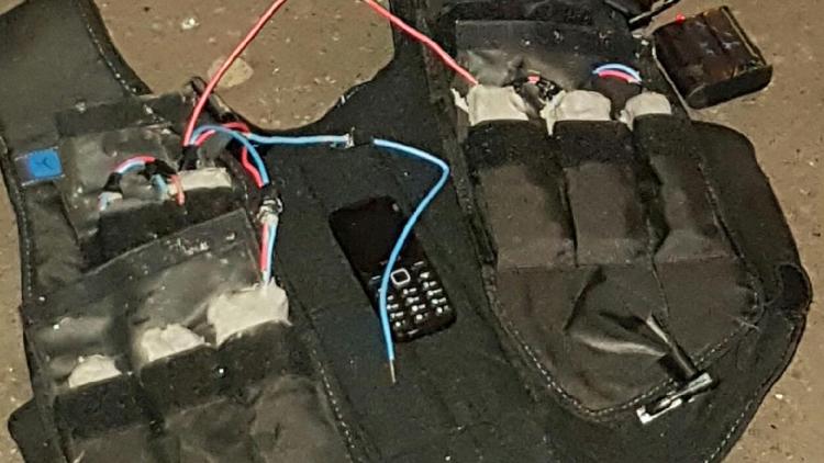 Gilet d'explosifs, 1280x640