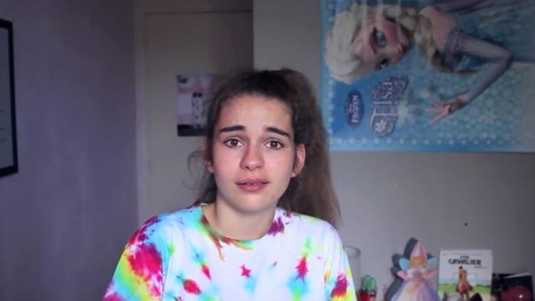 La youtubeuse Adèle, 1280x640