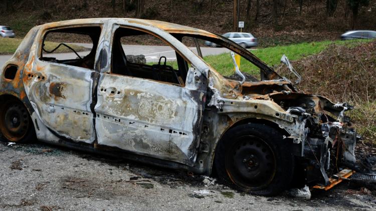 Les voitures d'un maire de Haute-Loire et de son épouse incendiées (image d'illustration)
