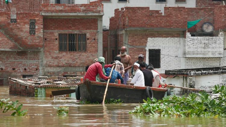 Les images choquantes de la crue soudaine qui vient de frapper l’Inde.