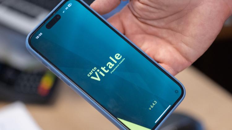 Comment installer la carte Vitale numérique sur son téléphone ?