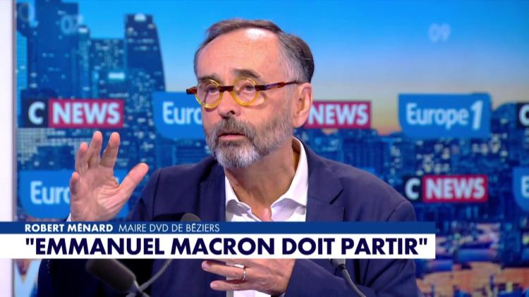 «Il faut qu'il parte» : après les émeutes, Robert Ménard appelle à la démission d'Emmanuel Macron